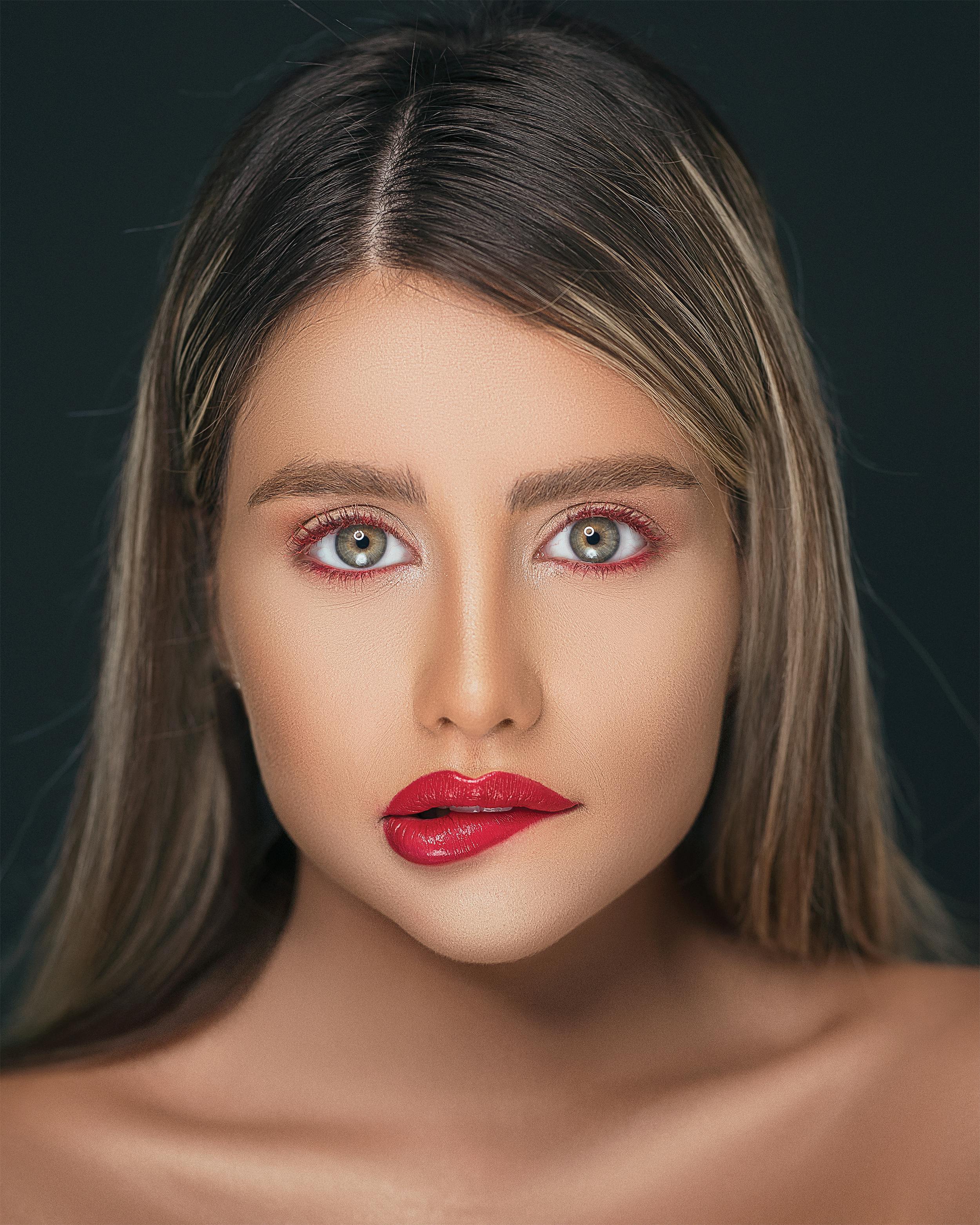 LIP STICK