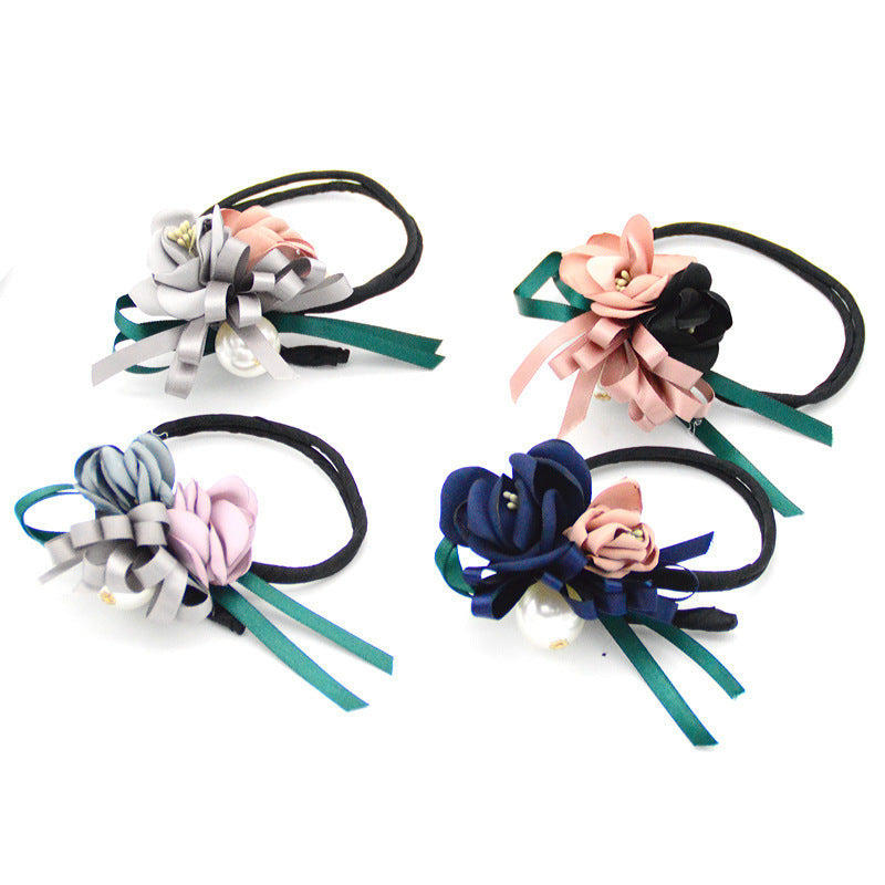 PearlBloom Hair Bun Clip